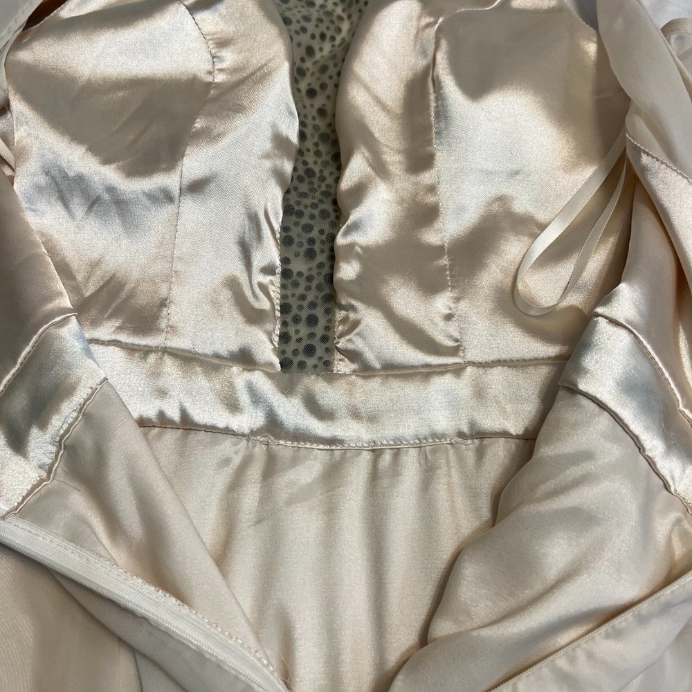 Chi Chi London Cream Evening Gown US 4 Mesh Formal Dress Prom Wedding Party - Picture 13 of 13